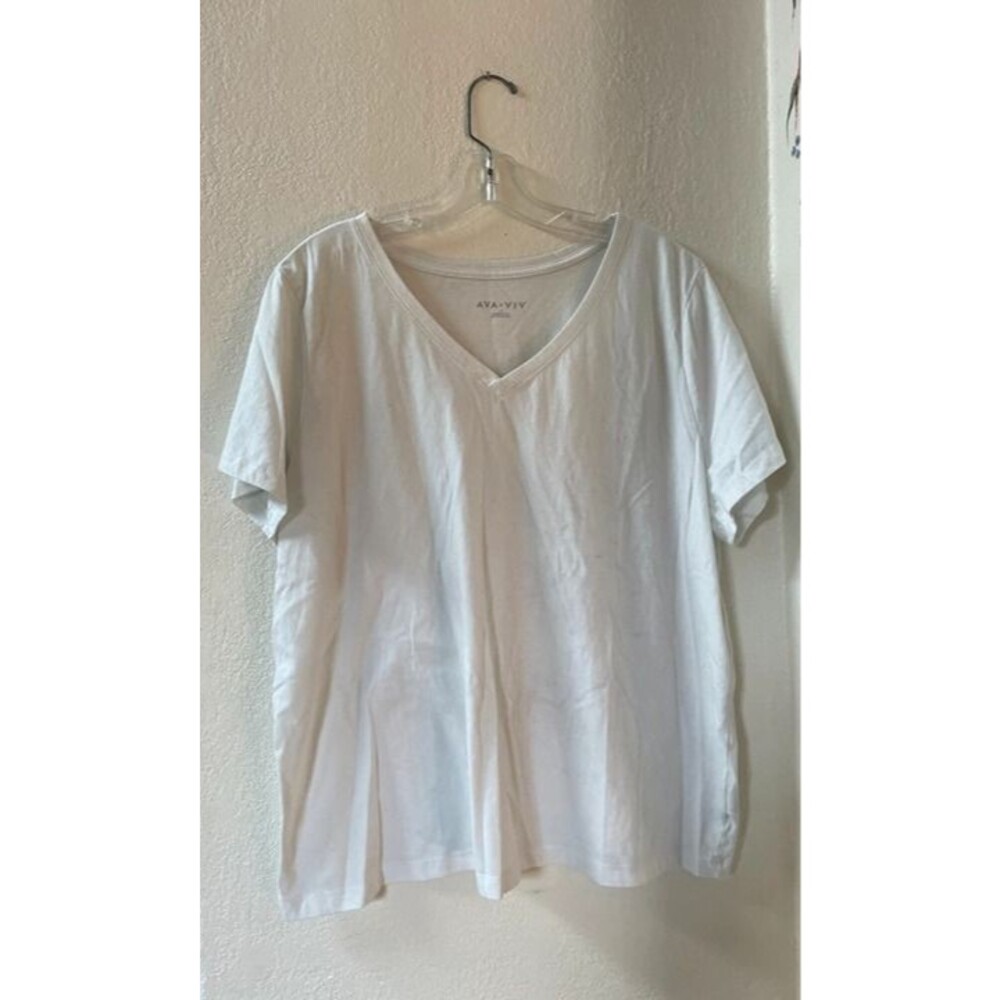 White Ava & Viv V-Neck Tee
